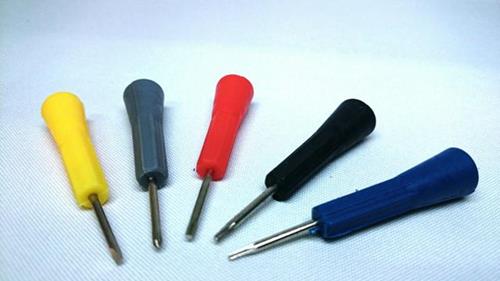 DESTORNILLADOR DE PRECISIÓN (CELULAR) JUEGO X 5 PIEZAS