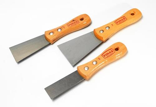 ESPÁTULA PINAS PARA PINTOR HOBBY DE 50 MM.