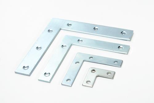 ESCUADRA PLANA ZINCADA S.C. DE 25 X 10 MM.