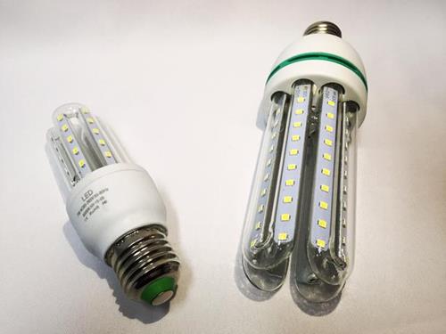 LAMPARA LED T/BAJO CONSUMO 3 VELAS 7 W. (125 W.)