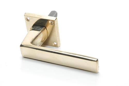 MANIJA DE BCE.PULIDO, BISELADA ROSETA CUADRADA GIRATORIA