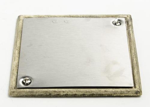 REJILLA DE ACERO INOX. CON MARCO CIEGA DE 15 X 15 CM.