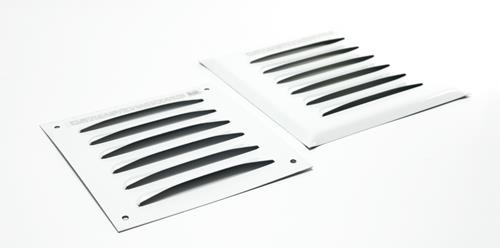 REJA PARA VENTILACIÓN ESMALTADA DE 15 X 15 CM. AP. C/AG.