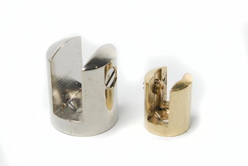 SOPORTE E.C. PARA REPISA NO 27 NIQUELADO