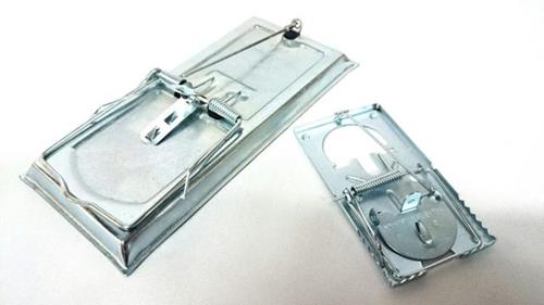 TRAMPERA DE METAL HURON PARA LAUCHA