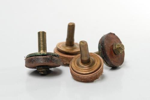 VÁLVULA DE BRONCE Y CUERO DE 1/2 PARA CANILLA