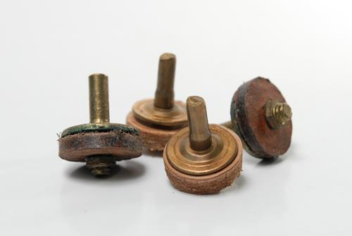 VÁLVULA DE BRONCE Y CUERO DE 1/2 PARA CANILLA